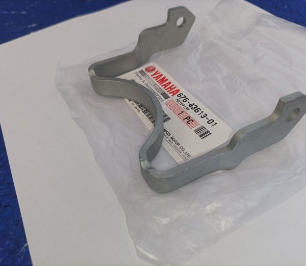 Yamaha 676-43613-01-00 Arm Tilt Lock