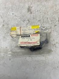 Yamaha 689-41252-01 Lever Choke 