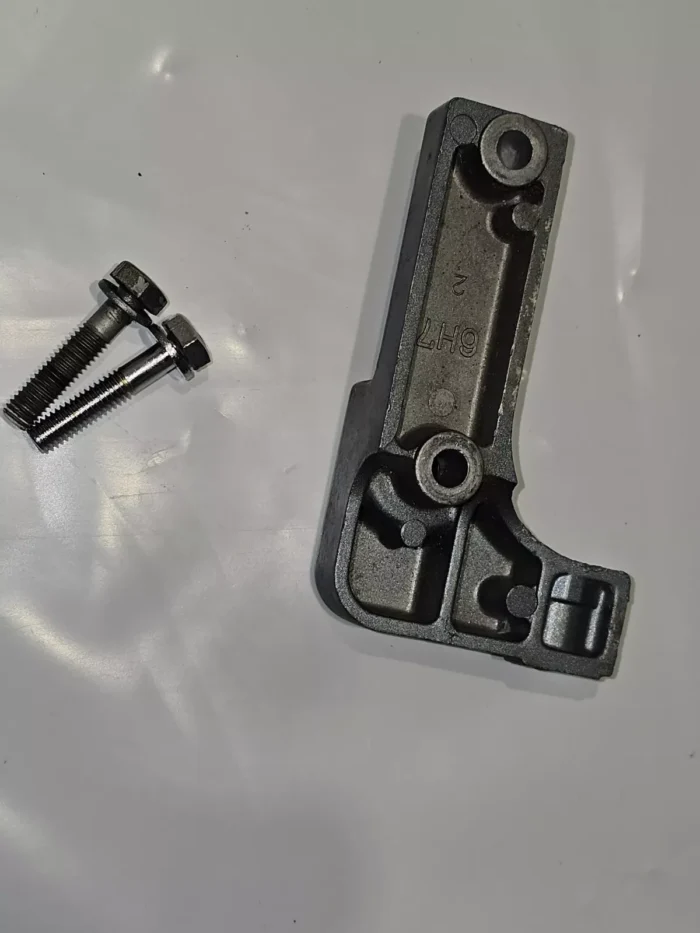 Yamaha Outboard Starter Section STAY 1 Bracket 6H7-15771-01-94 w Screws - Image 4