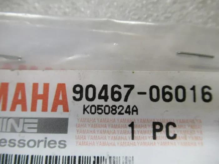 Yamaha Engine Outboard  Parts Clip 90467-06016 - Image 2