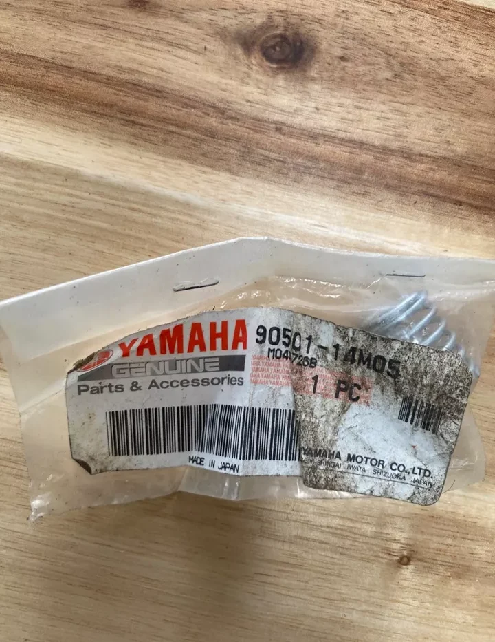 Yamaha  Outboard Compression Spring P/N#90501-14M05 40HP Engines
