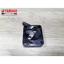 YAMAHA BODY 1 COVER, PUMP #677-24412-02 (E8D) |